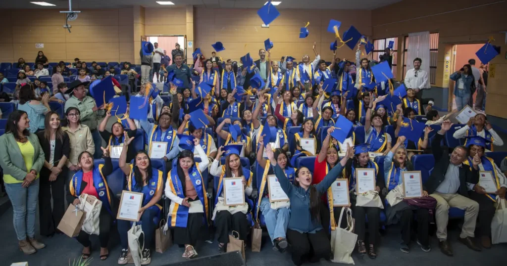86 personas de San Pedro de Atacama lograron retomar y finalizar sus trayectorias educativas durante 2025